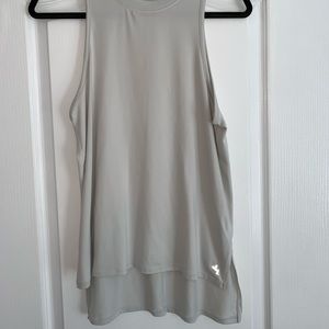Workout tank top